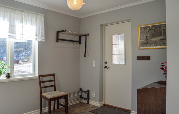 Semesterhus - Strängnäs , Sverige - S67145 501