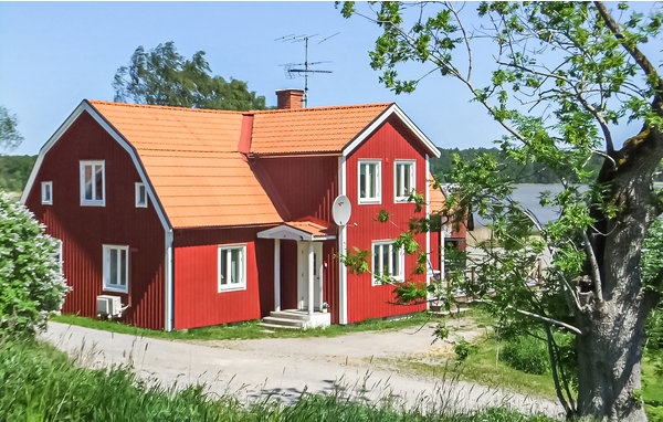 Semesterhus - Strängnäs , Sverige - S67145 81
