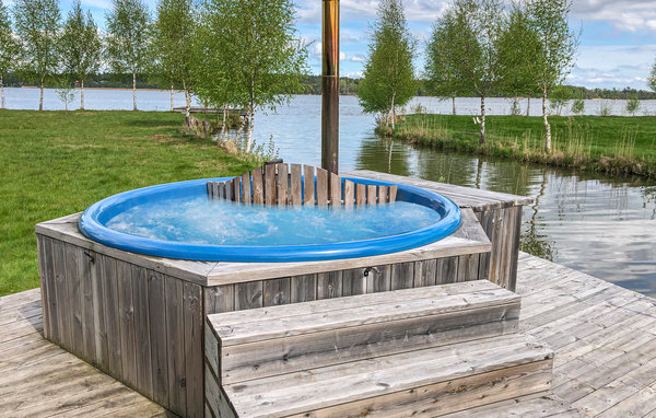 Semesterhus - Strängnäs , Sverige - S67145 11
