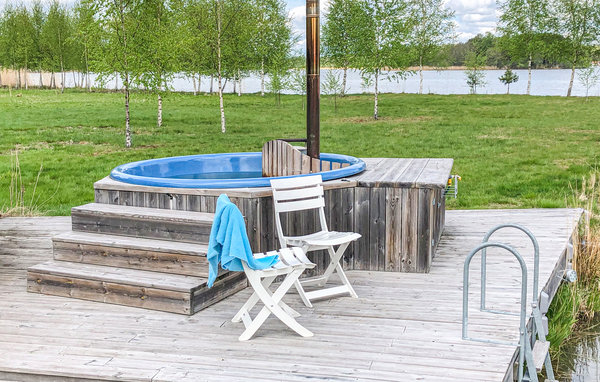 Semesterhus - Strängnäs , Sverige - S67145 12