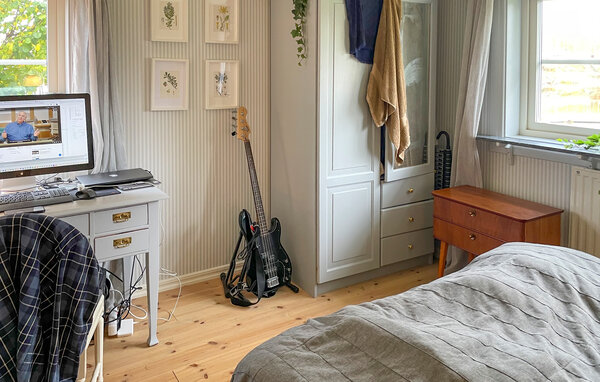 Semesterhus - Eskilstuna , Sverige - S67258 602