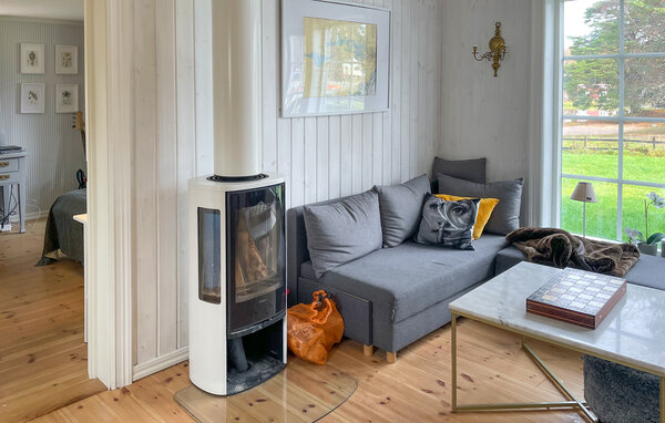 Semesterhus - Eskilstuna , Sverige - S67258 2