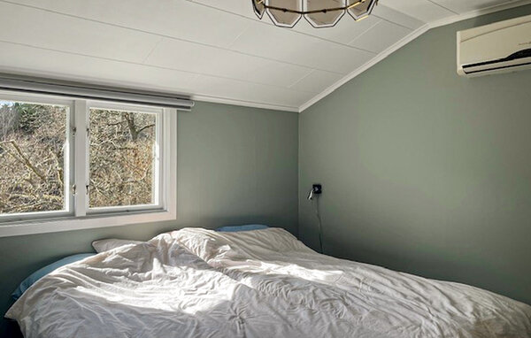 Semesterhus - Strängnäs , Sverige - S67260 601