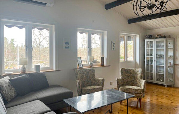 Semesterhus - Strängnäs , Sverige - S67260 4