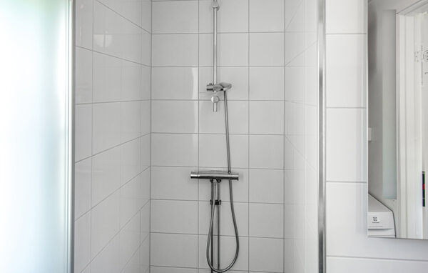 Semesterhus - Norrtälje , Sverige - S70388 701
