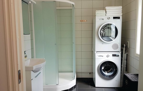 Semesterhus - Östra Viker , Sverige - S73126 701