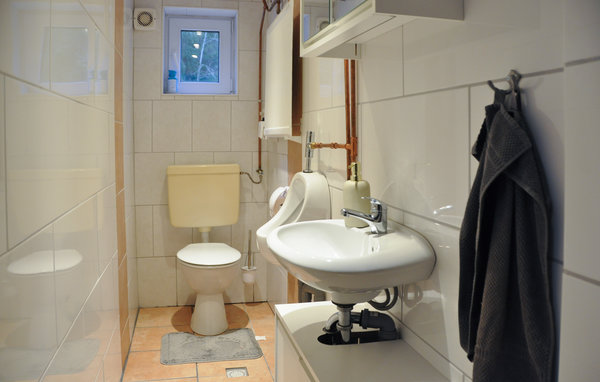 Semesterhus - Kristinehamn/Grönalund , Sverige - S73311 701
