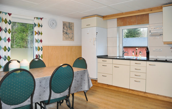 Semesterhus - Kristinehamn/Grönalund , Sverige - S73311 6