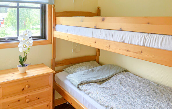 Semesterhus - Långrösta Hagfors , Sverige - S73607 601