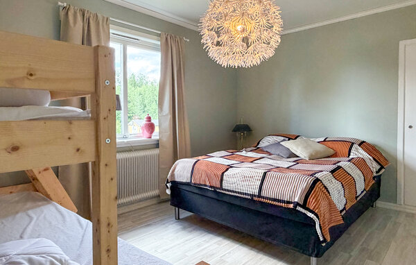 Semesterhus - Munkfors , Sverige - S73622 602