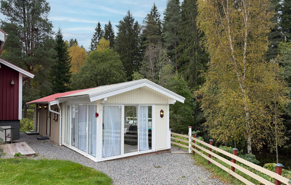 Semesterhus - Töcksfors Parkvägen , Sverige - S73730 81