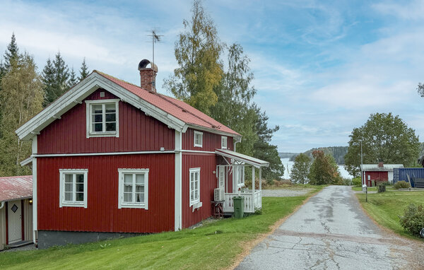 Semesterhus - Töcksfors Parkvägen , Sverige - S73731 2