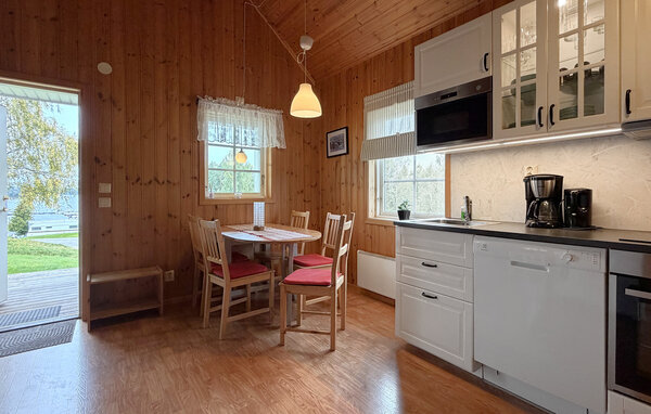 Semesterhus - Töcksfors Sandviksvägen , Sverige - S73733 5