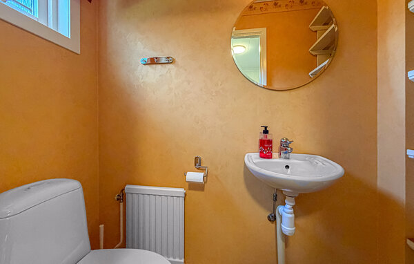 Semesterhus - Borlänge Romme , Sverige - S84248 702