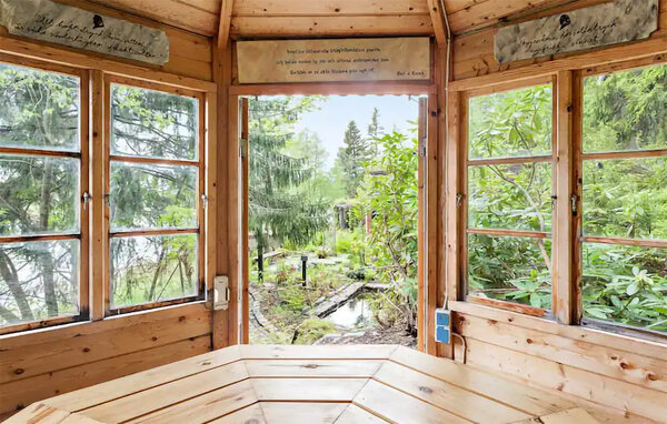 Holiday Home - Högakusten/Hälletorp , Sweden - S93066 4