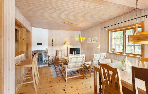 Holiday Home - Högakusten/Hälletorp , Sweden - S93066 5
