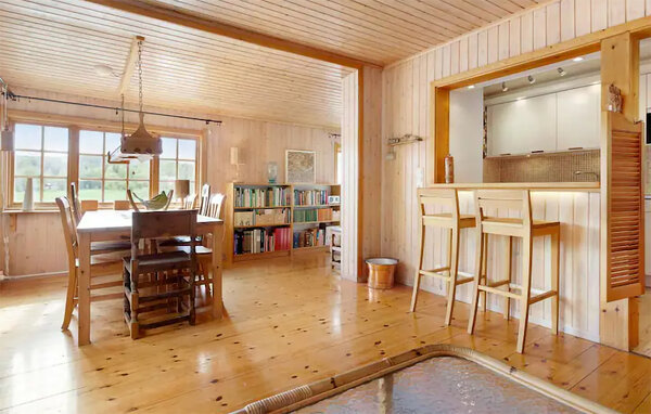 Holiday Home - Högakusten/Hälletorp , Sweden - S93066 7