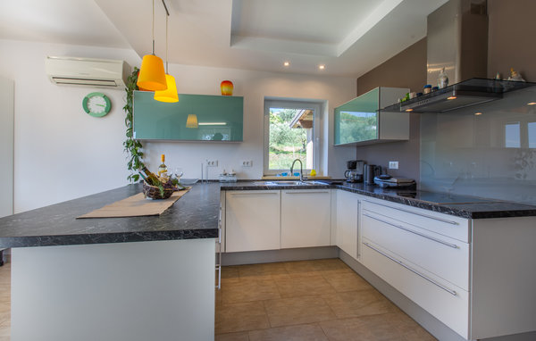 Apartment - Portoroz-Secovlje , Slovenia - SCR226 402
