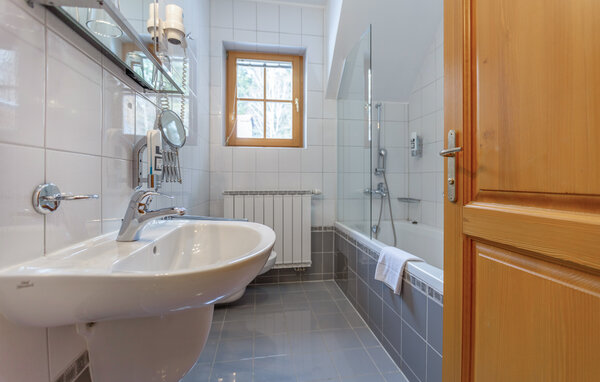 Apartman - Hocko Pohorje , Slovenija - SSR068 701