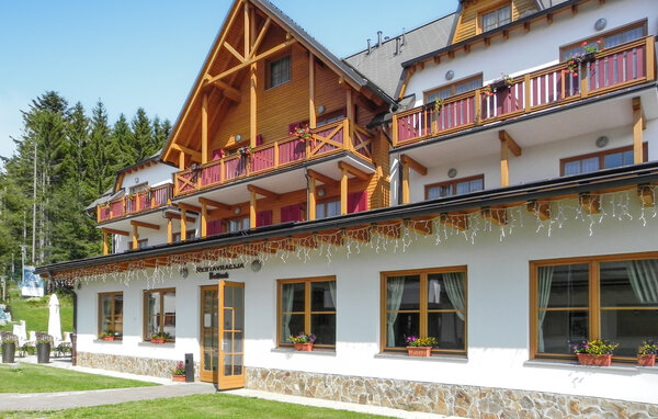 Apartman - Hocko Pohorje , Slovenija - SSR069 81