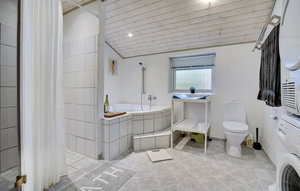 Photo of House In Hals, House In Hals