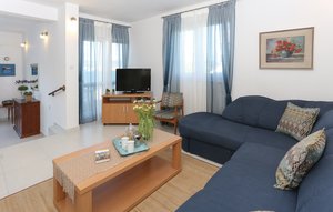 Photo of House In Okrug Donji, House In Okrug Donji