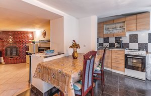 Photo of Apartment In Liznjan, Apartment In Liznjan