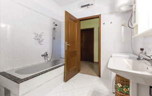 Photo of House In Jurdani, House In Jurdani