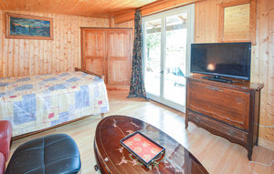 Photo of House In Bordezac, House In Bordezac