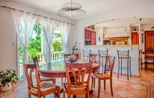 Photo of House In Salon De Provence, House In Salon De Provence