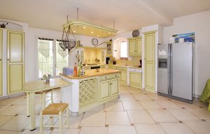 Photo of House In Visan, House In Visan