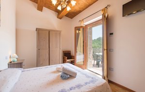 Photo of Apartment In Urbino -pu-, Apartment In Urbino -pu-